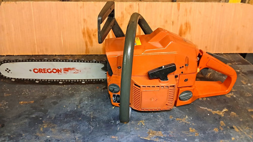 Husqvarna petrol chainsaw - 42,