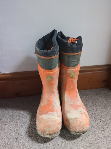 Husqvarna chainsaw boots size - chainsaw,