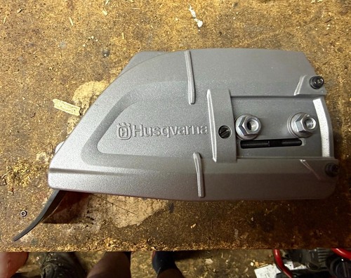 Husqvarna 592xp clutch cover